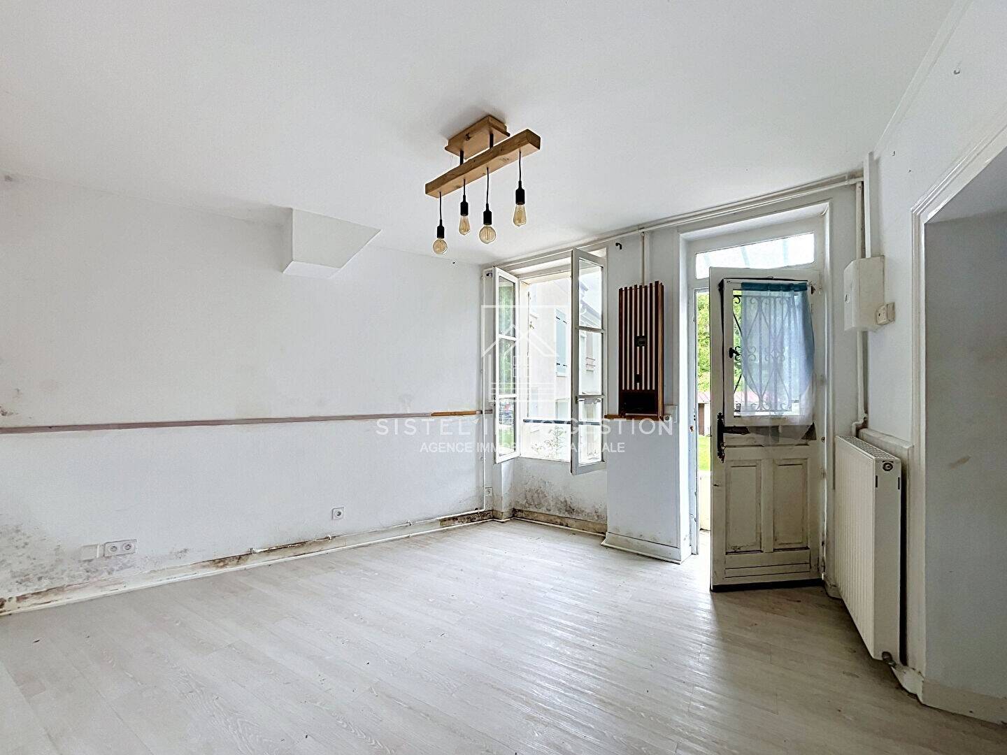 Maison à vendre, 40m², SAINT JEAN LES DEUX JUMEAUX