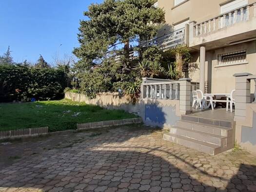 Maison à vendre 165 000 € 6 pièces 5 chambres 122 m² 219 m² de terrain Peripherie La Ricamarie 42150