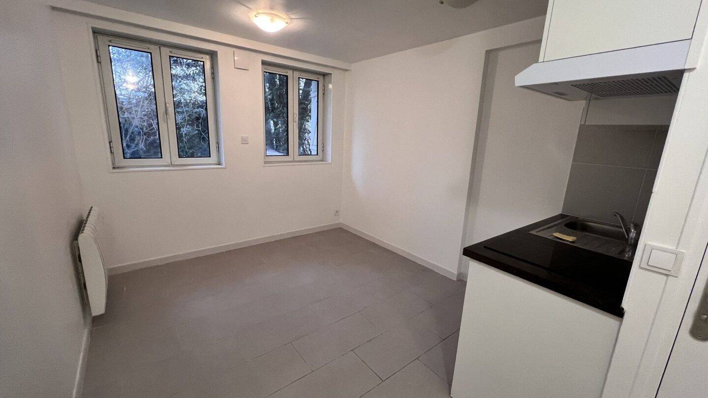 Maison à louer, 17m², VITRY SUR SEINE