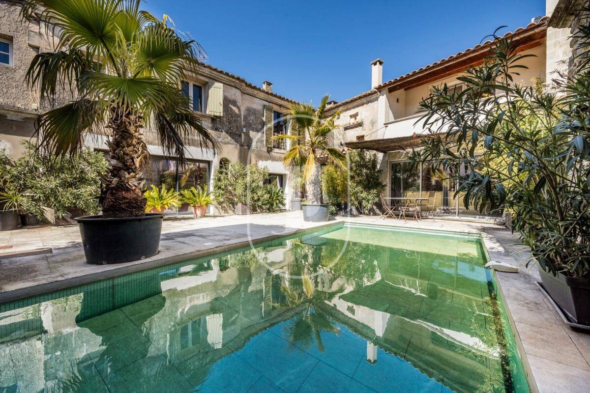 Maison à vendre, 471m², MAUSSANE LES ALPILLES