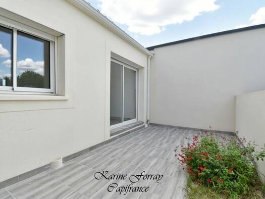 Maison de plain-pied à vendre 210 000 € 3 pièces 2 chambres 60 m² 1 000 m² de terrain Abeilhan 34290