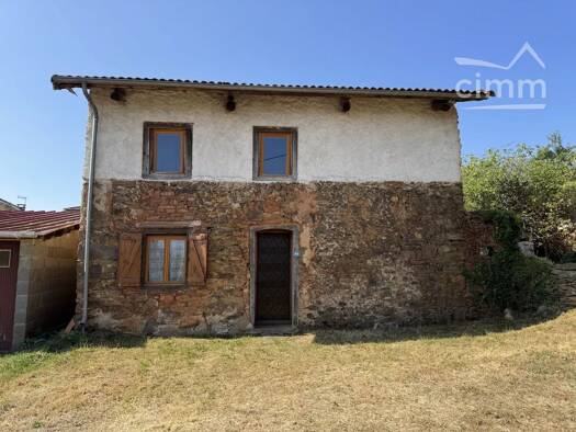 Maison à vendre 99 000 € 4 pièces 3 chambres 79 m² 480 m² de terrain Arlanc 63220