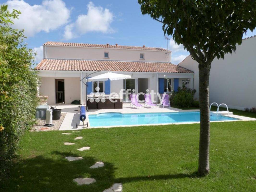 Maison à vendre, 142m², ROCHEFORT