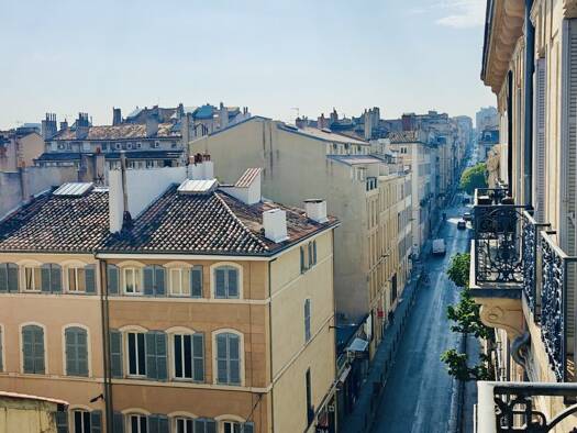 Espace bureau à vendre 398 000 € 131,56 m² de bureaux Marseille 1er arrondissement 13001