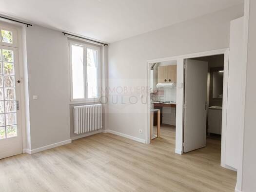 Appartement à louer 540 € 1 pièce 21 m² RDC/2 Le Busca Toulouse 31400