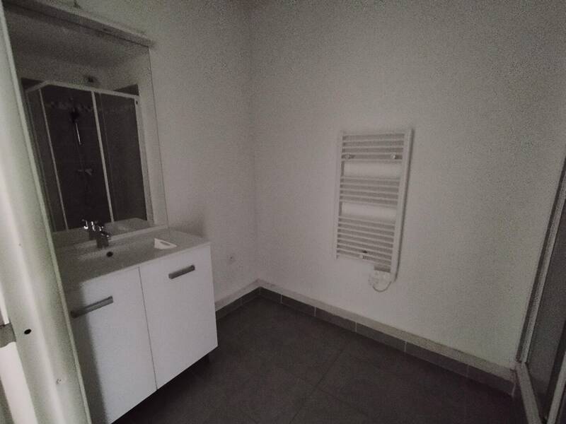 Maison à louer, 42m², MARSEILLE 3E