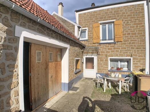 Maison à vendre 225 000 € 5 pièces 4 chambres 79 m² 88 m² de terrain Centre Lisses 91090