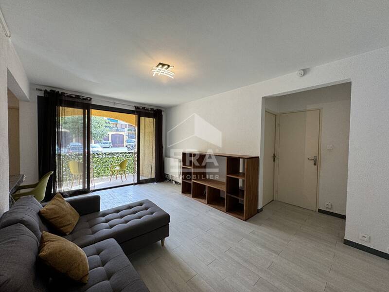 Maison à louer, 45m², SAINT CYR SUR MER