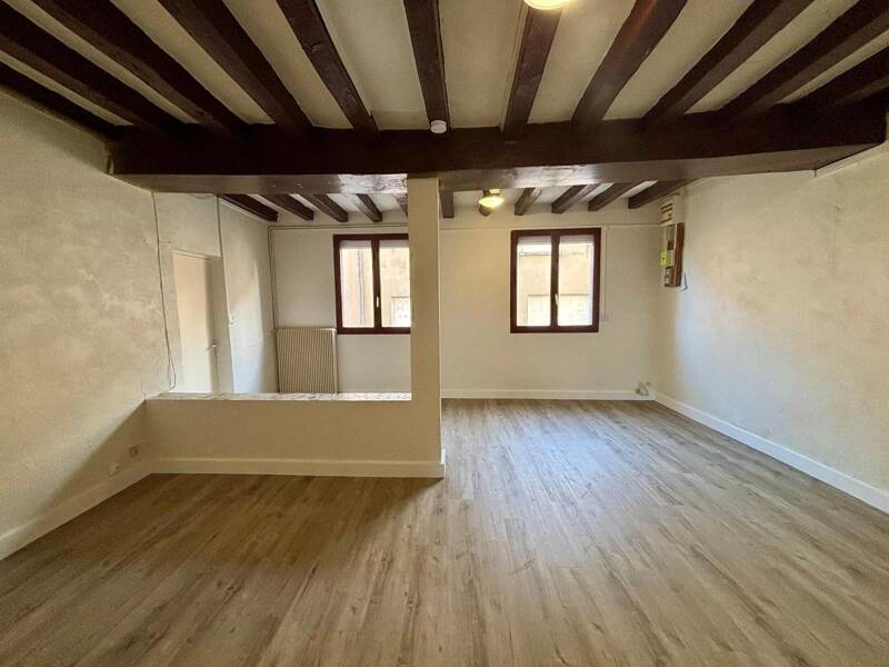 Maison à louer, 90m², SAINT CLEMENT DE LA PLACE