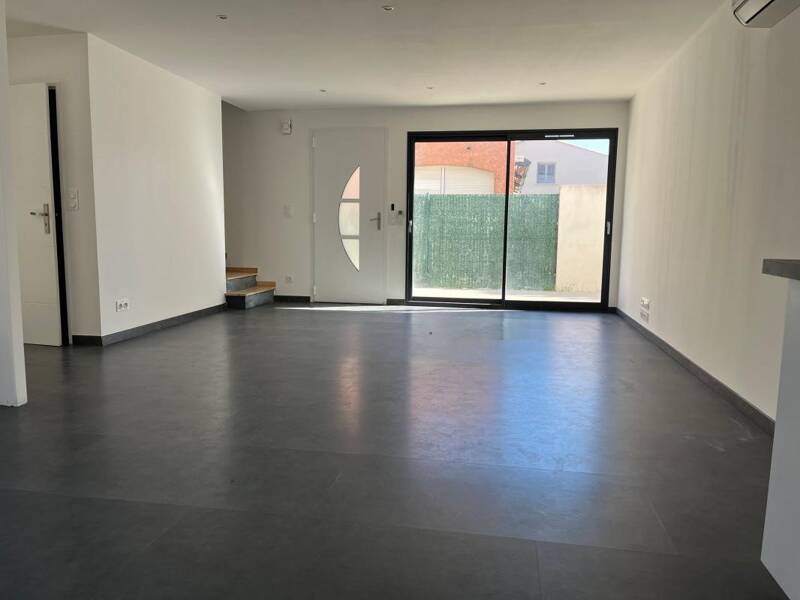 Maison à louer, 70m², VILLEVEYRAC