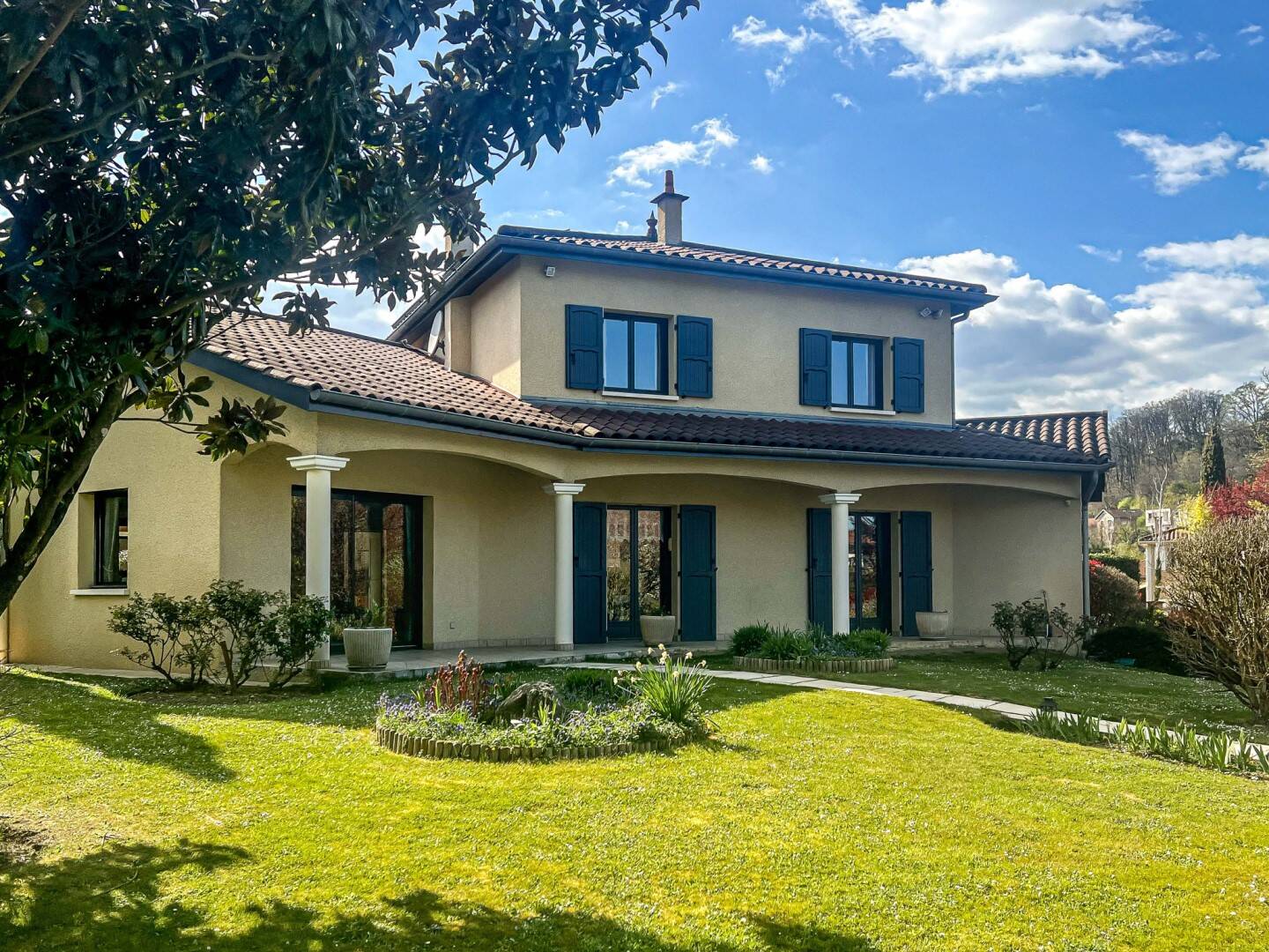 Maison à vendre, 239m², TASSIN LA DEMI LUNE