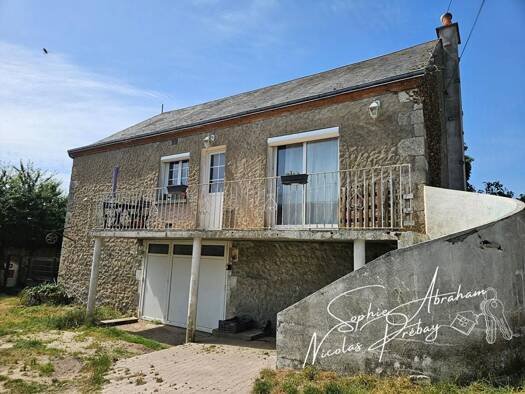 Maison à vendre 159 900 € 5 pièces 4 chambres 92 m² 360 m² de terrain Neuville-aux-Bois 45170