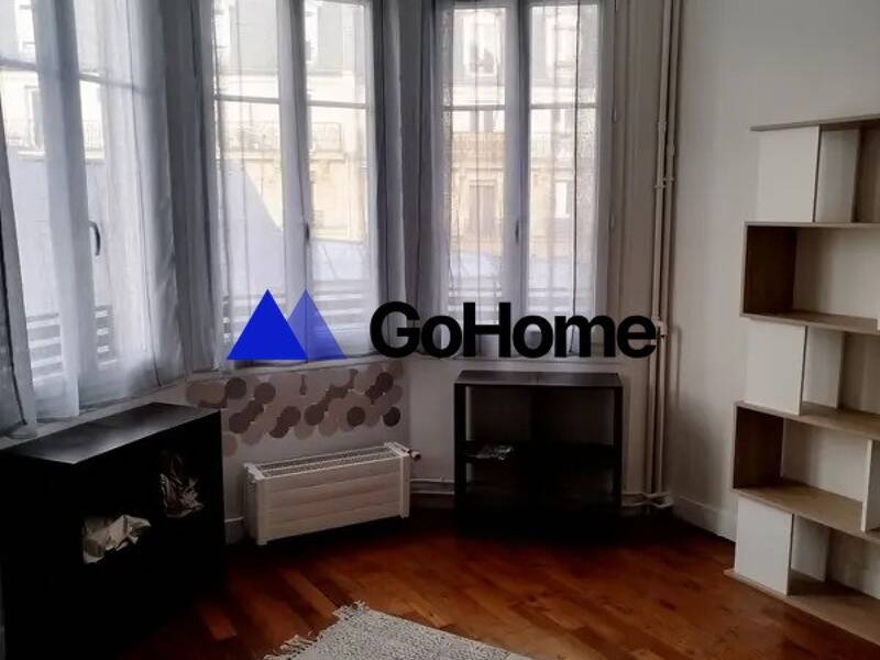 Maison à louer, 24m², PARIS 18E