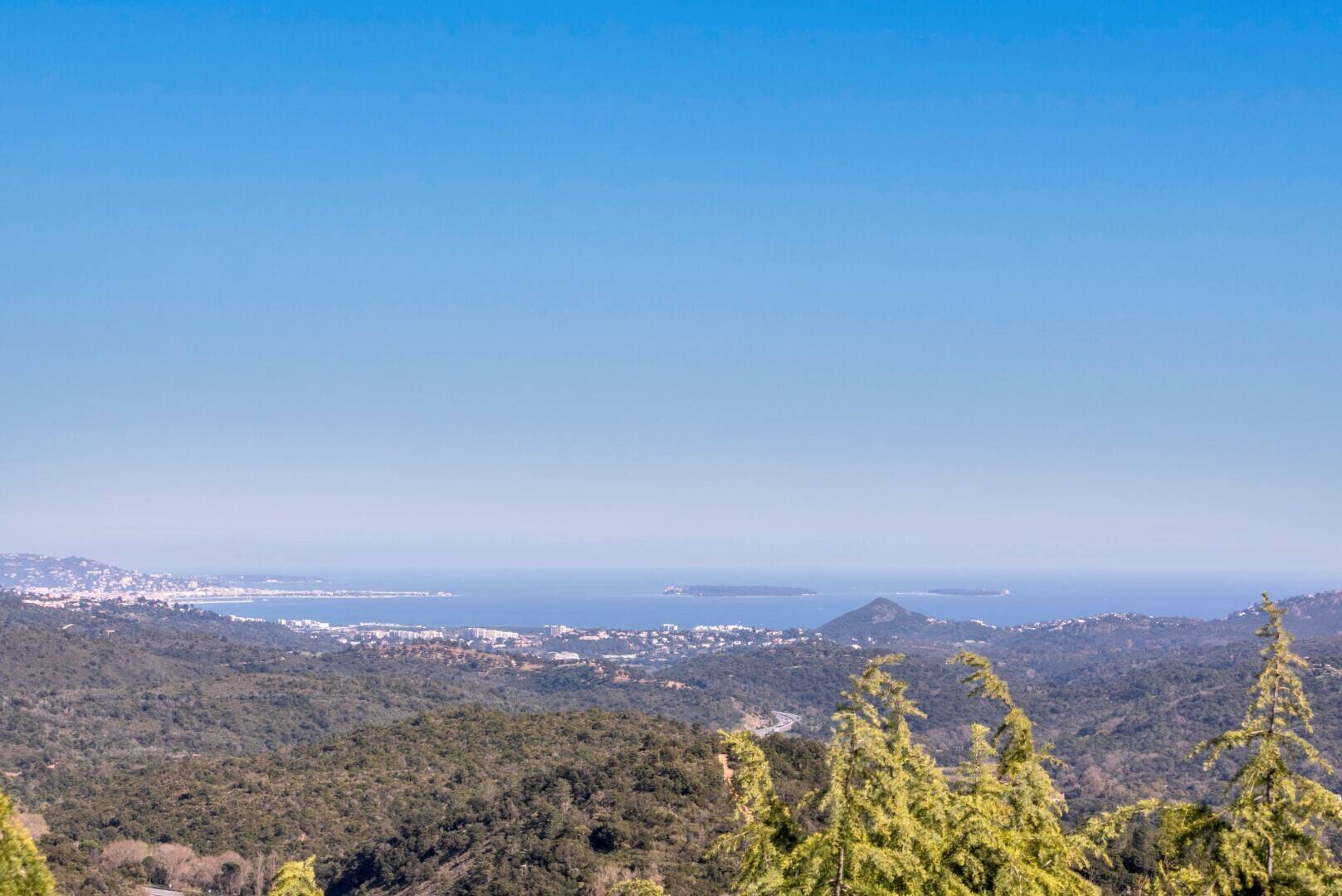 Maison à vendre, 195m², LES ADRETS DE L'ESTEREL