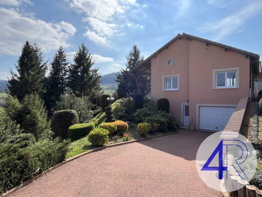 Villa à vendre - Première occupation 510 000 € 8 pièces 3 chambres 266,3 m² 3 000 m² de terrain Saint-Just-d'Avray 69870