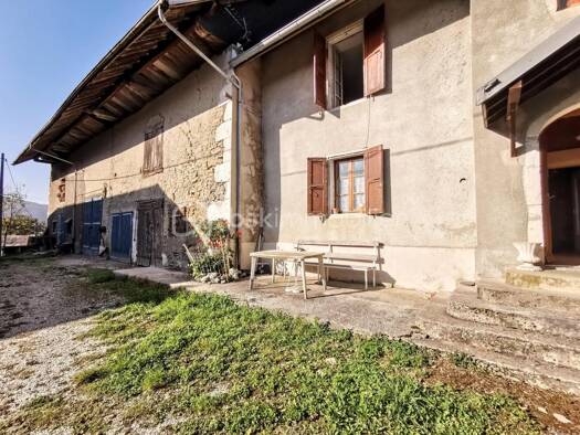 Ferme à vendre 230 900 € 6 pièces 3 chambres 154 m² La Biolle 73410
