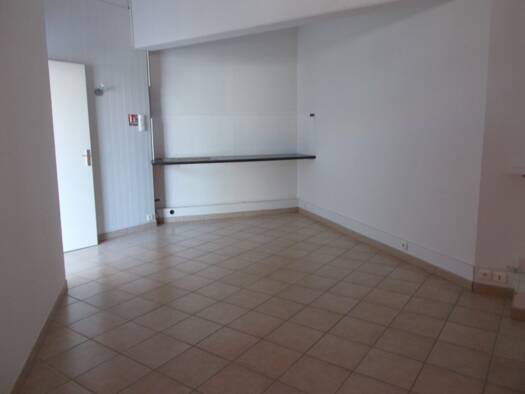 Local commercial à louer 540 € 50 m² de surface de vente Montauban 82000