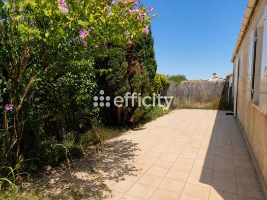 Maison de plain-pied à vendre 249 000 € 4 pièces 3 chambres 85 m² 416 m² de terrain Le Fief-La Garenne Royan 17200