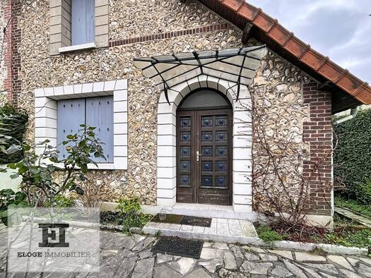 Maison à louer 950 € 4 pièces 2 chambres 71 m² Les Sapins Rouen 76000