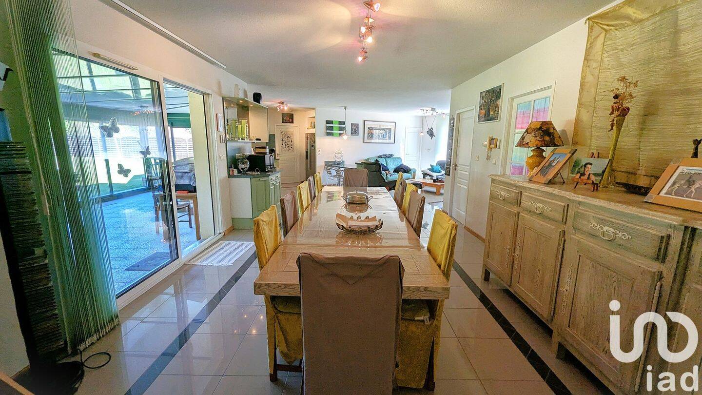 Maison à vendre, 250m², MONTENDRE