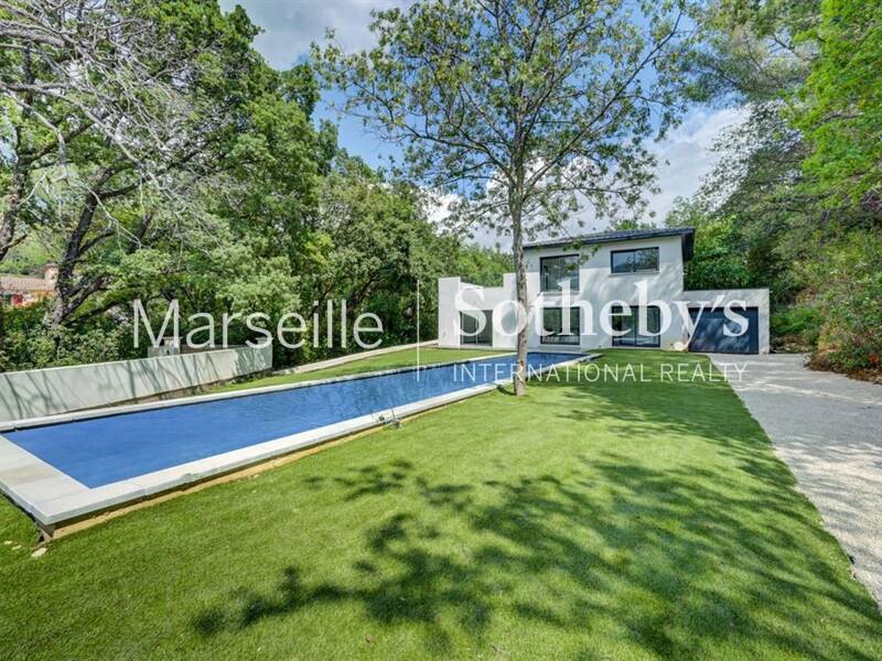 Maison à louer, 174m², ROQUEVAIRE