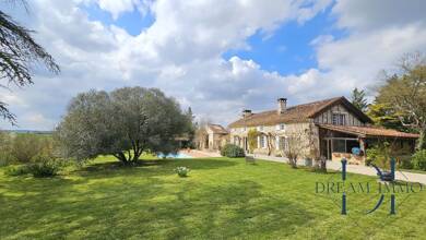 Maison à vendre 499 000 € 5 pièces 3 chambres 308 m² 21 000 m² de terrain Vic-Fezensac 32190