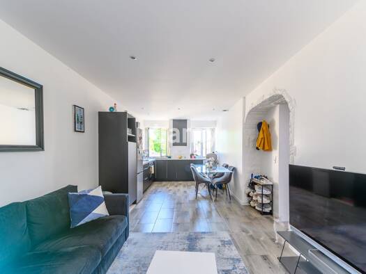 Appartement à vendre 205 000 € 3 pièces 2 chambres 54 m² 1er étage Centre Sud Claye Souilly 77410