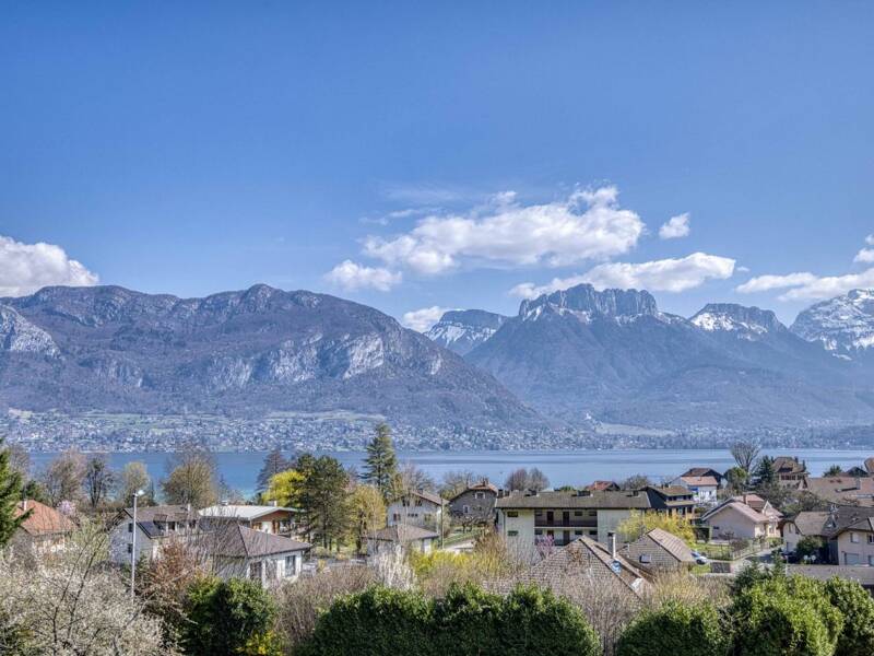 Maison à vendre, 240m², SEVRIER