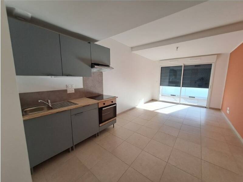 Maison à louer, 40m², LUNEL