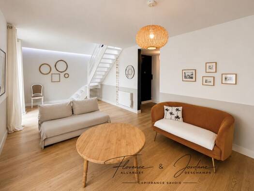 Duplex à vendre 325 000 € 3 pièces 2 chambres 87 m² Étage 2/2 Italie-Jacotot Aix-les-Bains 73100