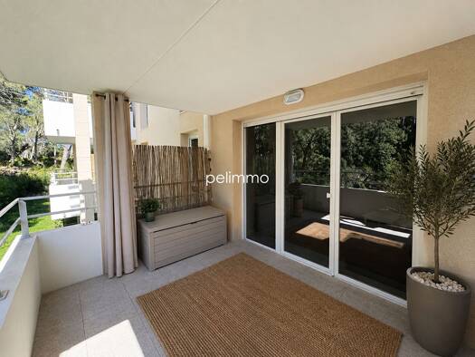 Appartement à vendre 196 000 € 2 pièces 1 chambre 38,78 m² Étage 1/3 Nord Pélissanne 13330