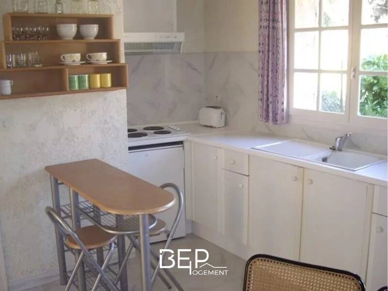 Maison à louer, 55m², ROQUEFORT LES PINS