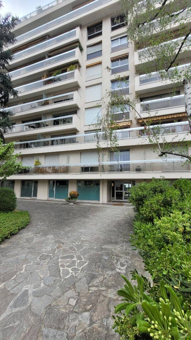 Maison à louer, 35m², COURBEVOIE