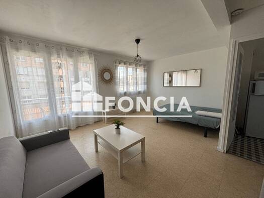 Appartement à louer 595 € 1 pièce 32,6 m² 1er étage Belleroche Villefranche-sur-Saône 69400