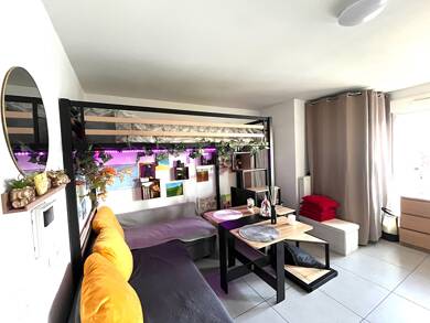 Appartement à vendre - Neuf 136 000 € 1 pièce 30 m² Dernier étage, Étage 3/3 Leclerc-Verdun Nord Est Brie Comte Robert 77170