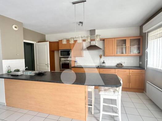 Appartement à vendre 159 000 € 3 pièces 2 chambres 79,32 m² RDC Brebières 62117
