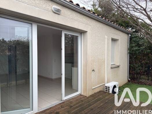 Appartement à vendre 170 000 € 3 pièces 2 chambres 62 m² RDC/1 Rodilhan 30230