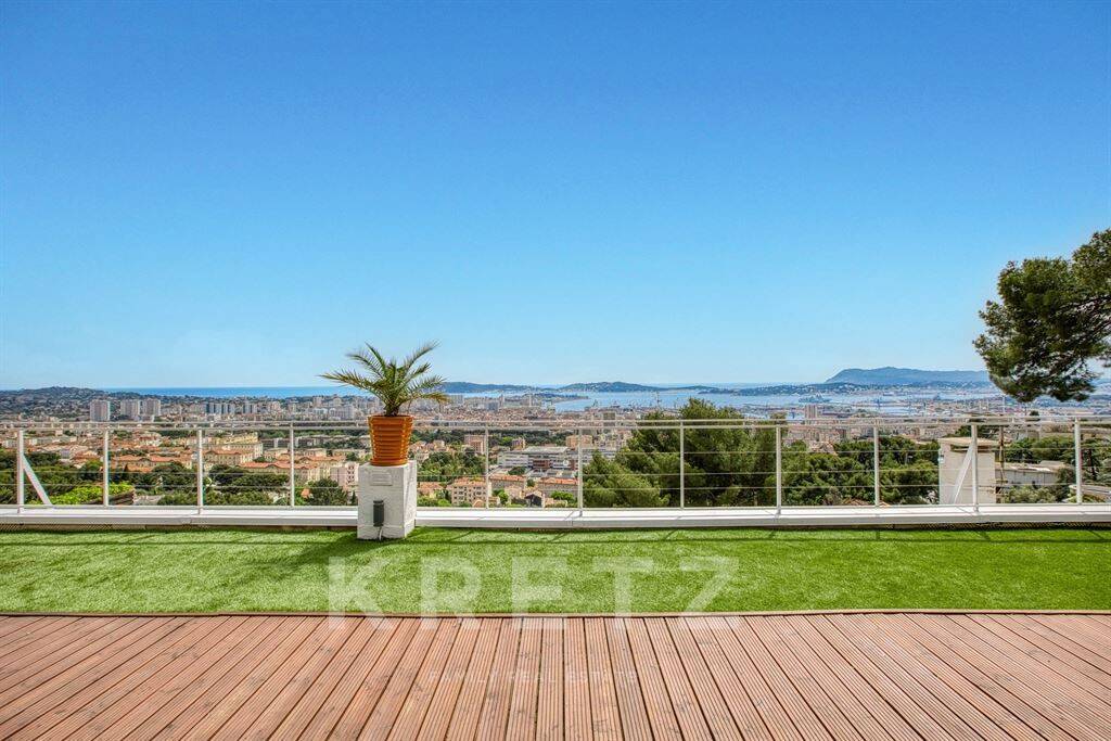 Maison à vendre, 213m², TOULON