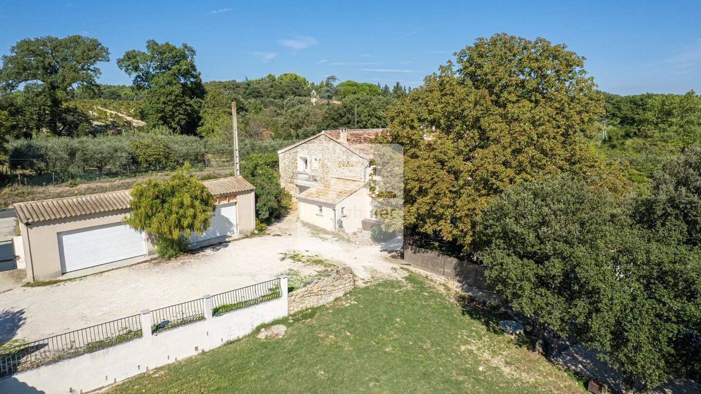Maison à vendre, 212m², SUZE LA ROUSSE