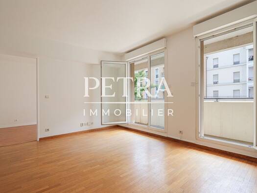 Appartement à vendre 249 000 € 2 pièces 1 chambre 40,59 m² Étage 2/6 Centre Ville Cachan 94230