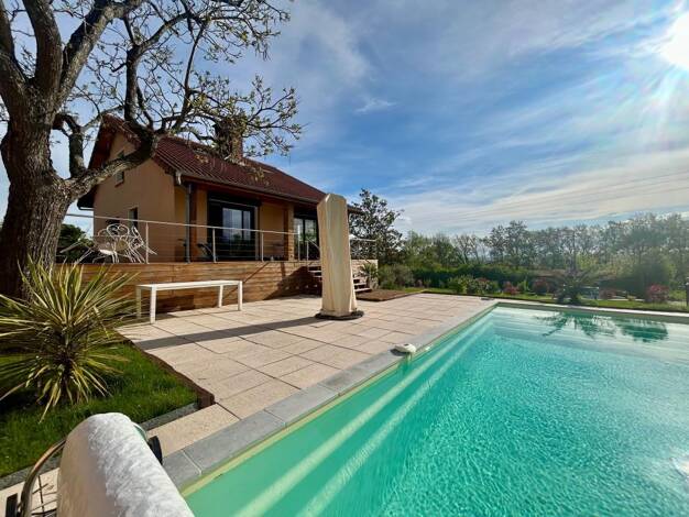 Maison à vendre 550 000 € 7 pièces 5 chambres 153 m² 1 200 m² de terrain Morancé 69480