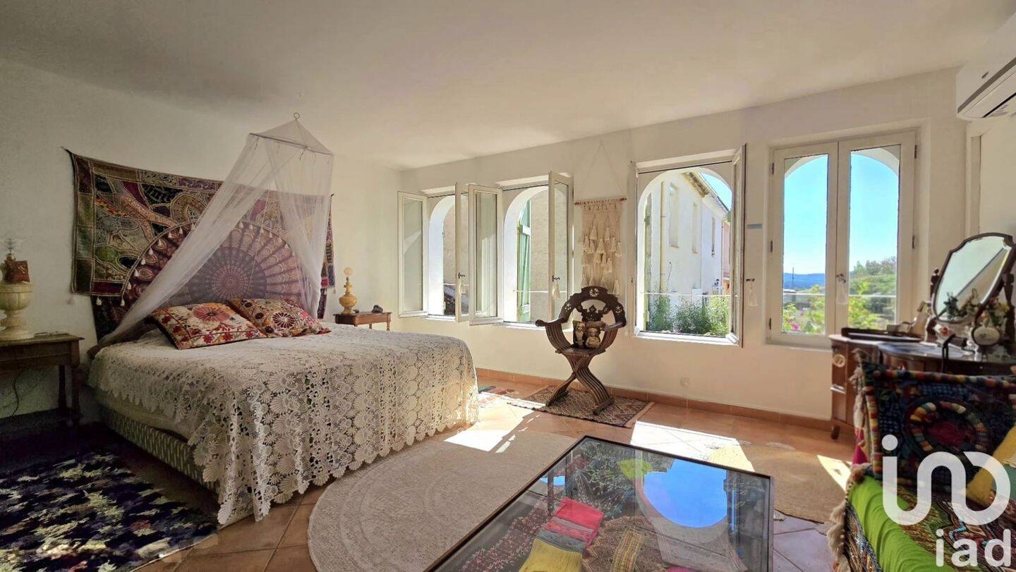 Maison à vendre, 197m², PUGET VILLE