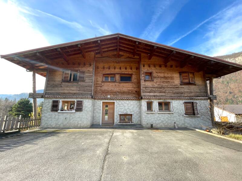 Maison à vendre, 260m², MAGLAND