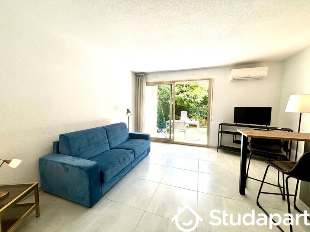 Maison à louer, 22m², ANTIBES