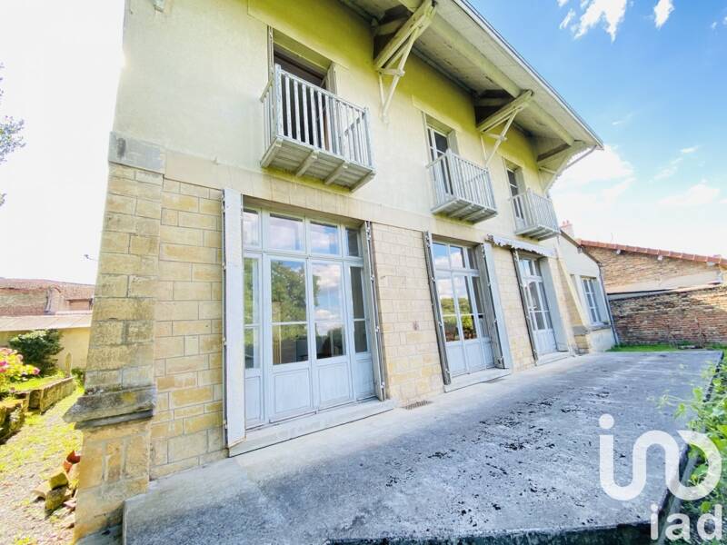 Maison à vendre, 227m², VOUZIERS