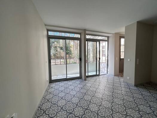 Duplex à louer 645 € 2 pièces 1 chambre 36,5 m² RDC Zone Pietonne Avignon 84000