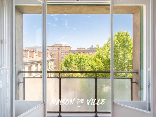 Appartement à vendre 475 000 € 3 pièces 2 chambres 91 m² Étage 3/7 Marseille 2ème arrondissement 13002