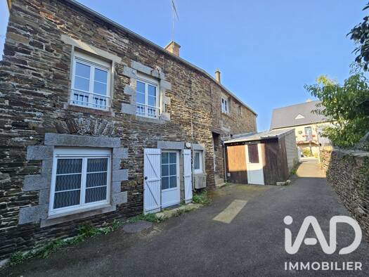 Maison de ville à vendre 229 000 € 16 pièces 11 chambres 300 m² 320 m² de terrain Saint-James 50240
