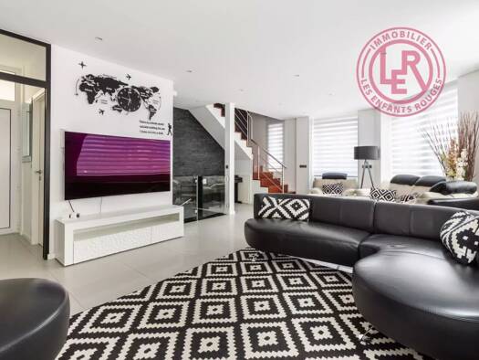 Appartement à vendre 1 599 000 € 6 pièces 5 chambres 137,9 m² RDC/4 Citroën-Boucicaut Paris 15ème arrondissement 75015