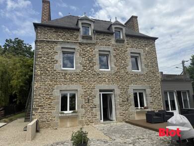 Maison à vendre 588 000 € 9 pièces 4 chambres 305 m² 1 199 m² de terrain Pleslin-Trigavou 22490